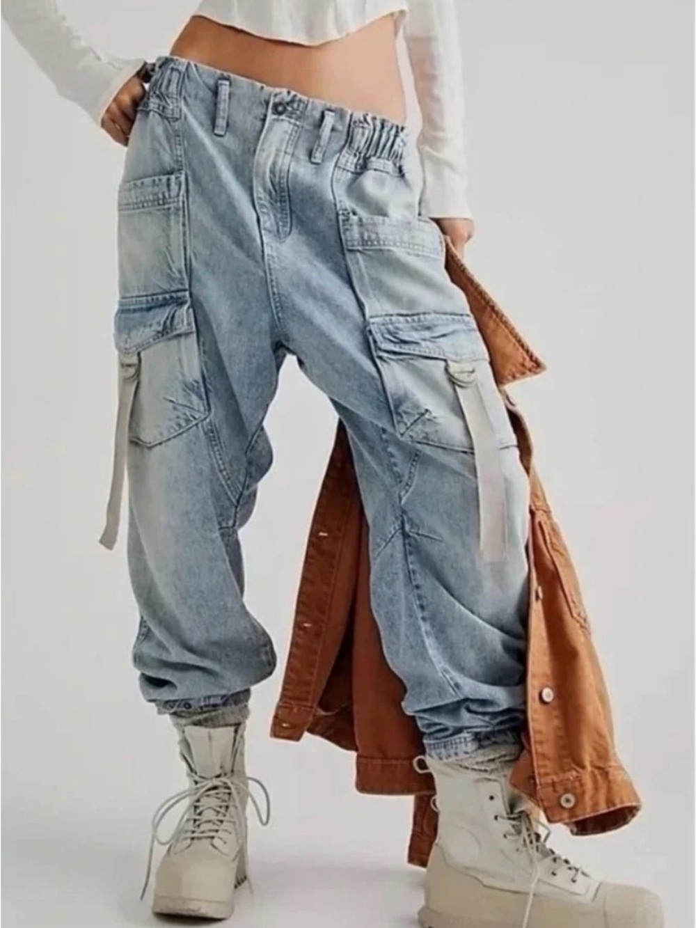 We The Free Hazel Pull On Drop Waist
Harem Cargo Pocket Jeans M